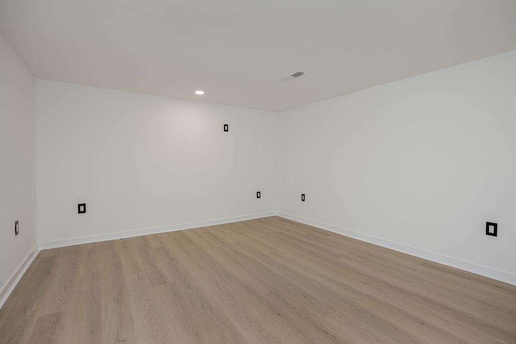 75 East Wheelock Street Hanover, NH 03755 - Photo 43 of 47