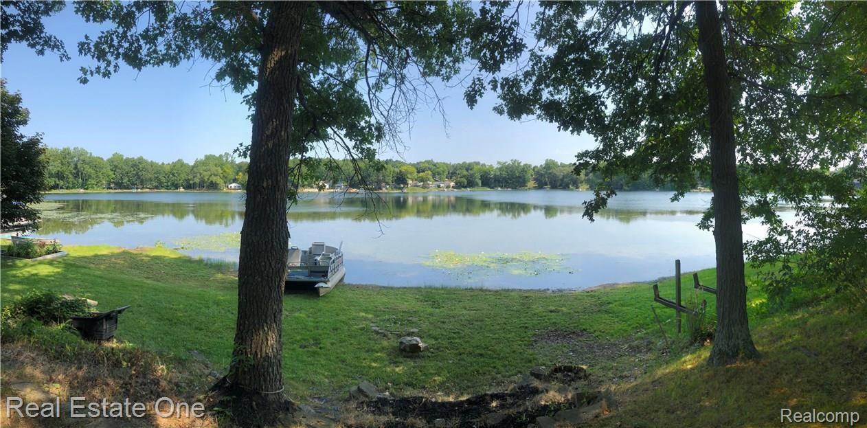 5222 Woodlane Road Clarkston, MI 48348 - Photo 6 of 50 0AA599DB-EB56-493D-AEE8-6E84134BE941.jpeg