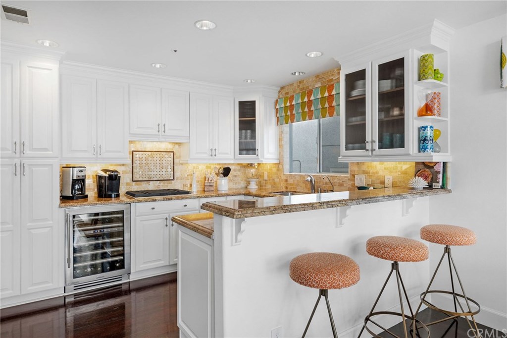 720 Manhattan Beach Boulevard Manhattan Beach, CA 90266 - Photo 12 of 37