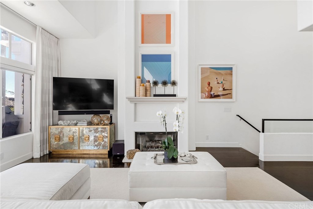 720 Manhattan Beach Boulevard Manhattan Beach, CA 90266 - Photo 5 of 37