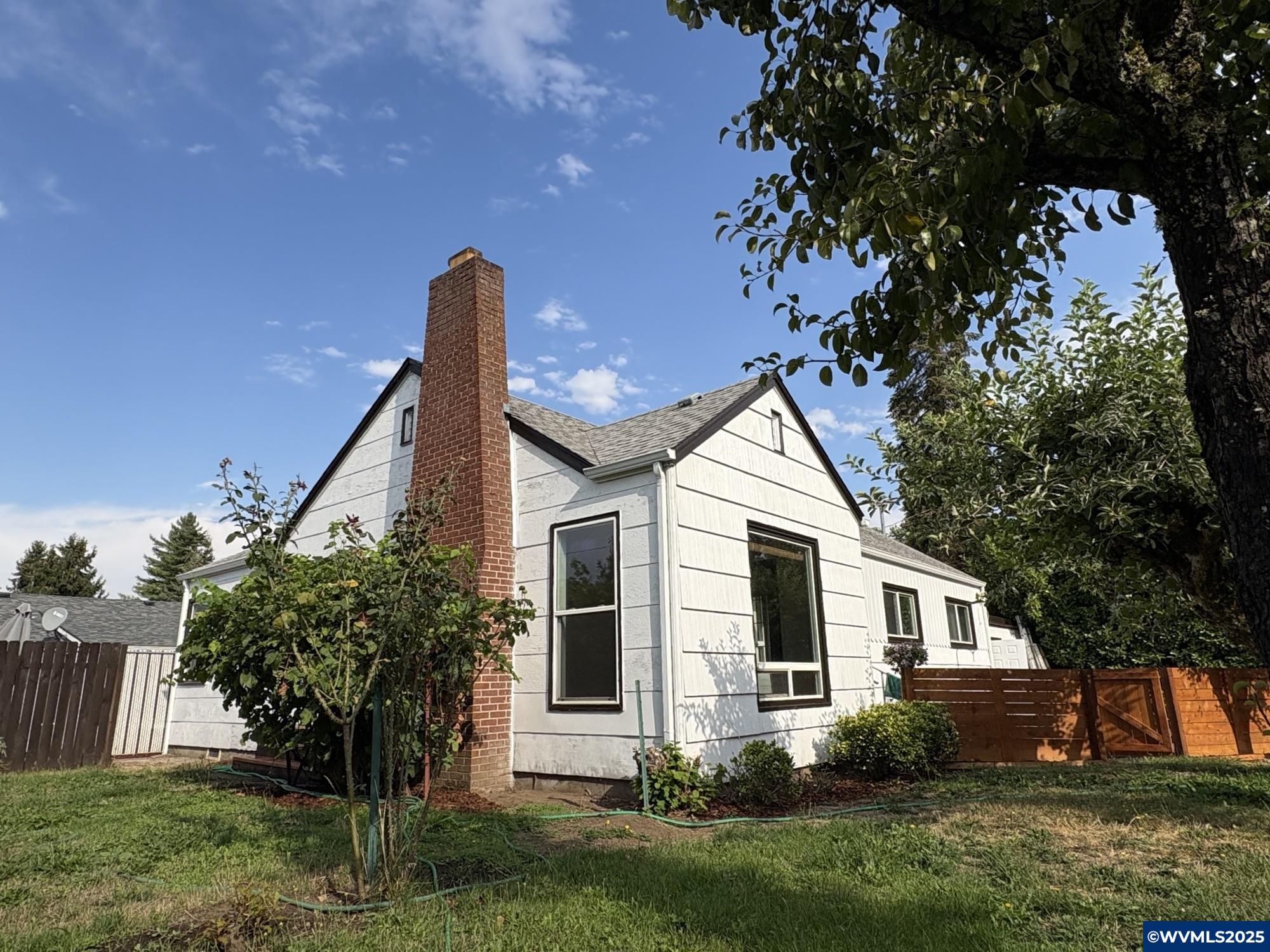 1510 Southwest Broadway Street Albany, OR 97321 - Photo 2 of 36