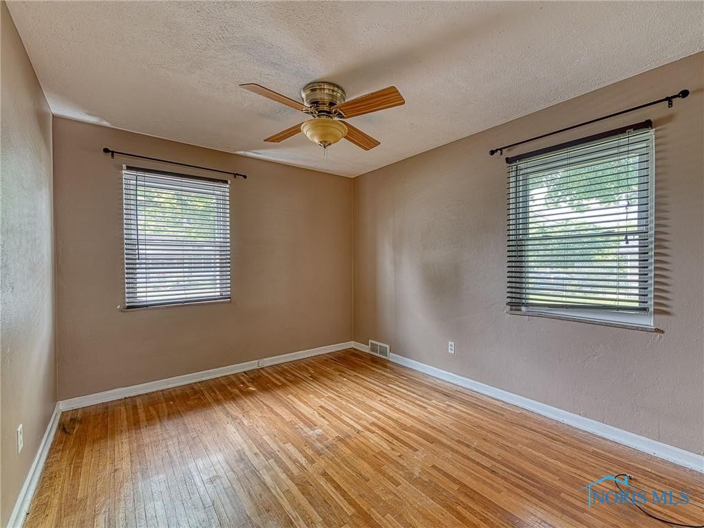 4101 Bowen Road Toledo, OH 43613 - Photo 13 of 24 Gallery Image 13
