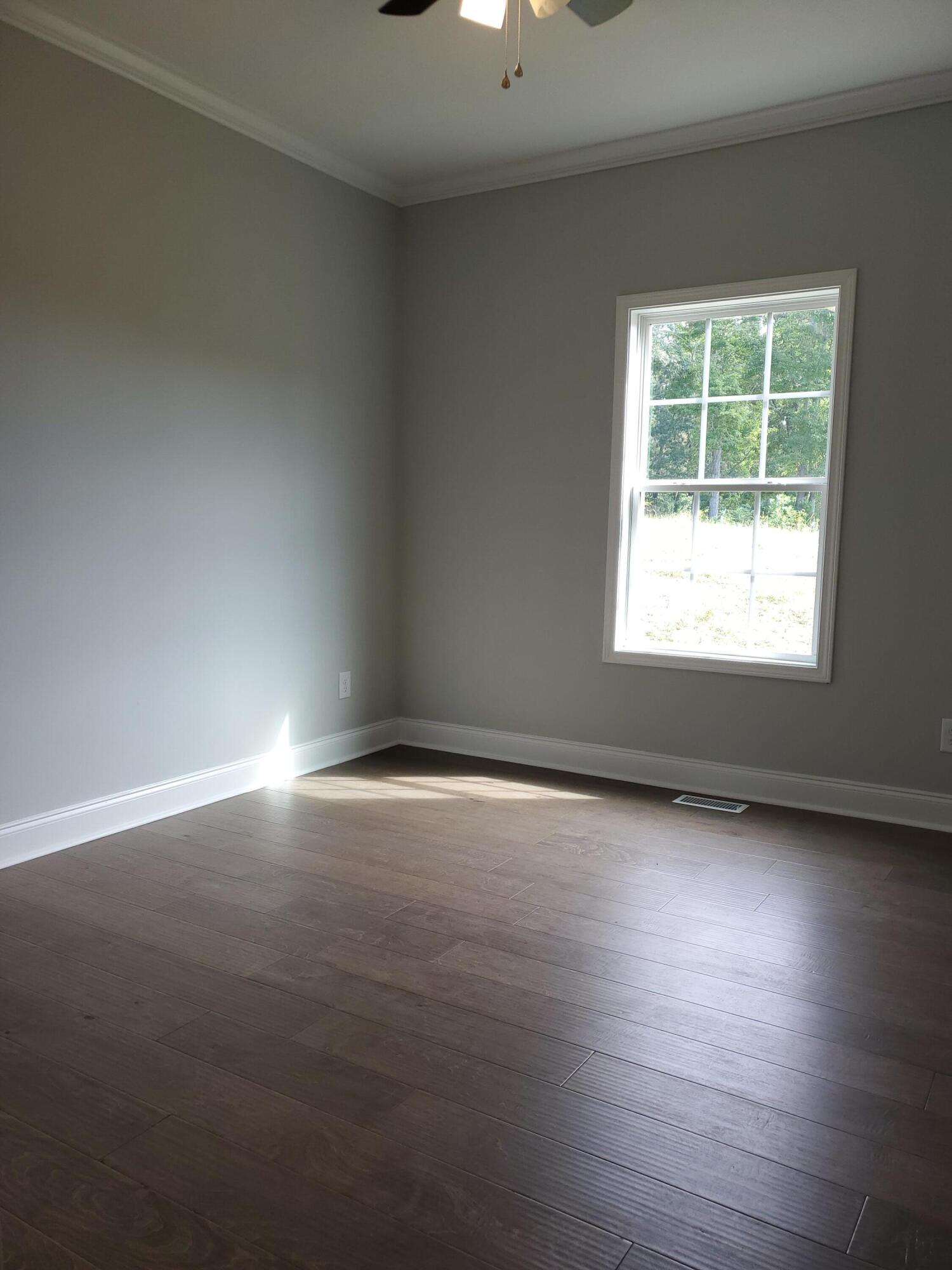 720 Pasture Ridge Road Piney Flats, TN 37686 - Photo 17 of 26 bedroom
