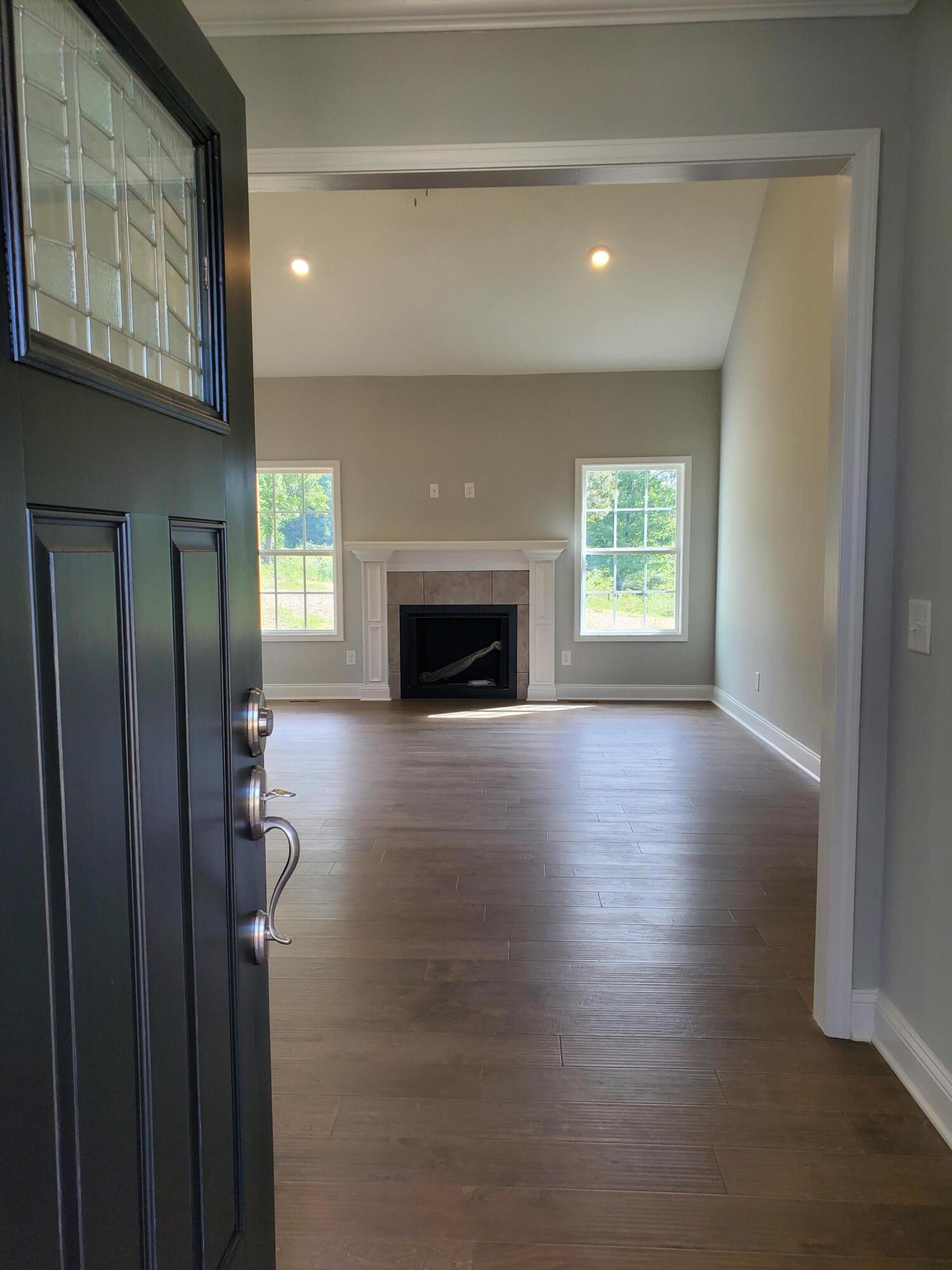 720 Pasture Ridge Road Piney Flats, TN 37686 - Photo 4 of 26 Entry