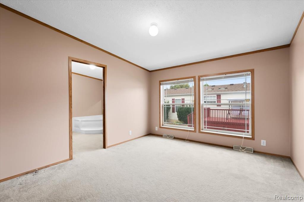 4477 Single Tree Drive Howell, MI 48843 - Photo 13 of 26 Gallery Image 13