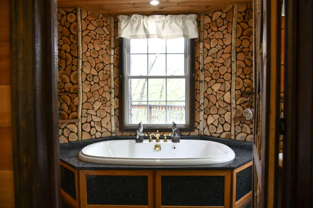 $899,900 | 859 Maine Street, Stoneham, ME 04231