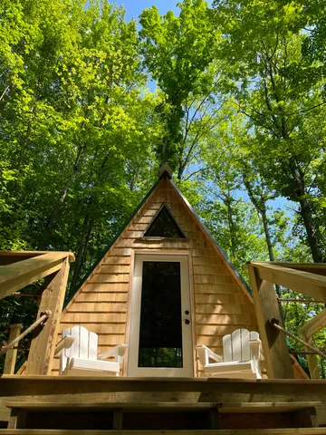 $899,900 | 859 Maine Street, Stoneham, ME 04231