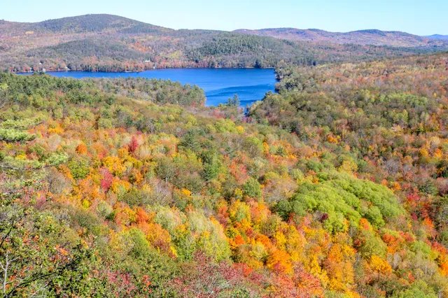 $899,900 | 859 Maine Street, Stoneham, ME 04231