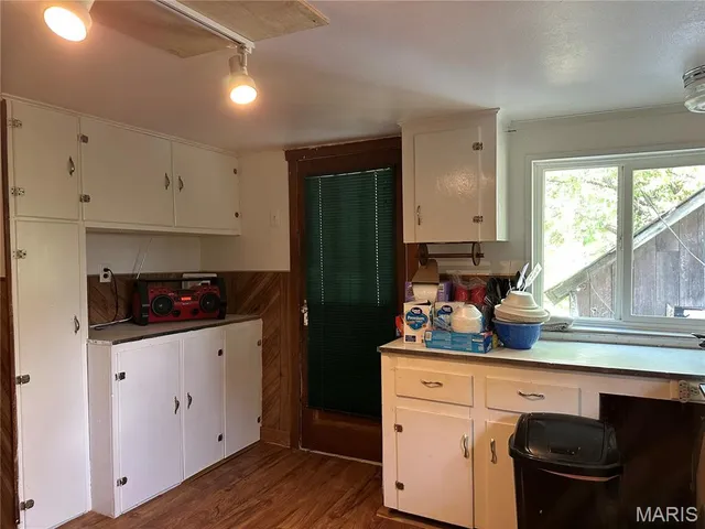 $450,000 | 18759 Maries Road 308, Belle, MO 65013