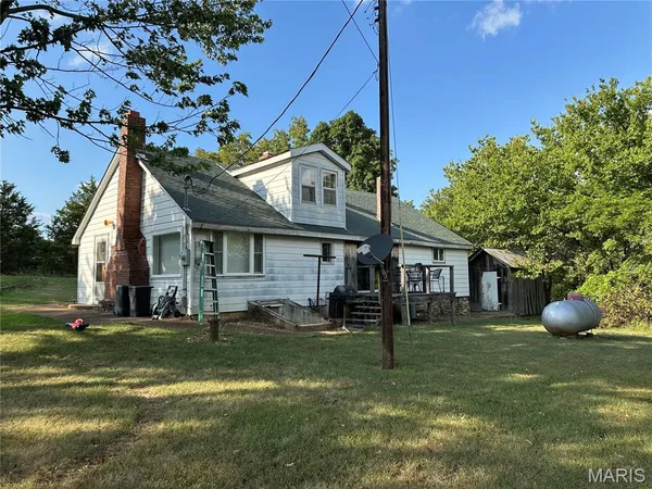 $409,000 | 18759 Maries Road 308, Belle, MO 65013