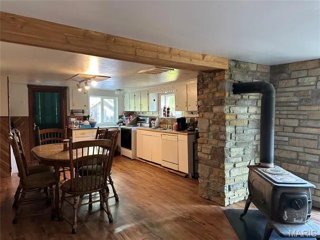 $429,000 | 18759 Maries Road 308, Belle, MO 65013