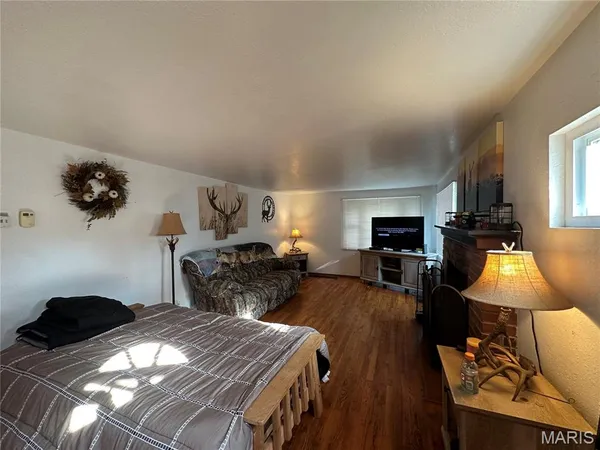 $409,000 | 18759 Maries Road 308, Belle, MO 65013