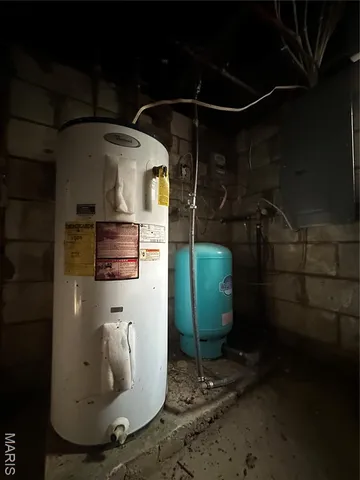 $429,000 | 18759 Maries Road 308, Belle, MO 65013