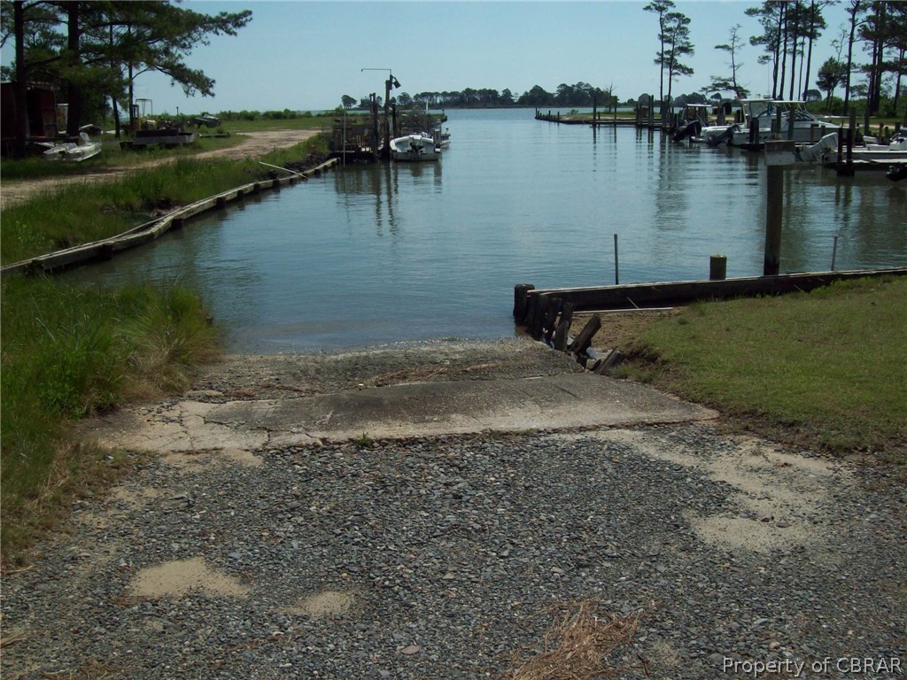 279 Beaumar Road Moon, VA 23119 - Photo 4 of 23 Boat ramp