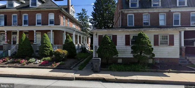 front view of house with a yard