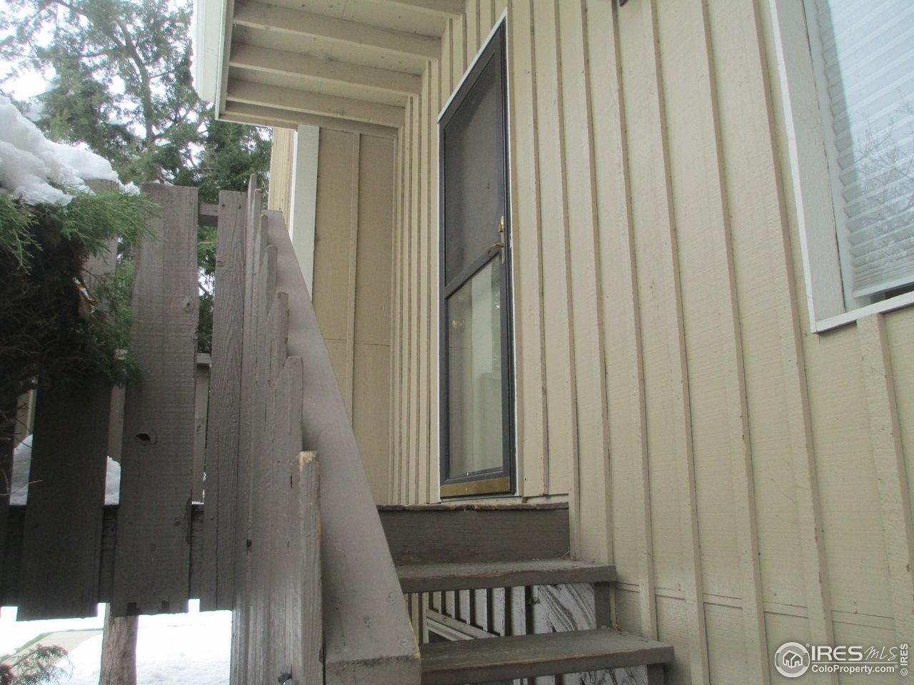 8060 Niwot Road, Unit 12E Niwot, CO 80503 - Photo 2 of 36 a view of a porch of a house