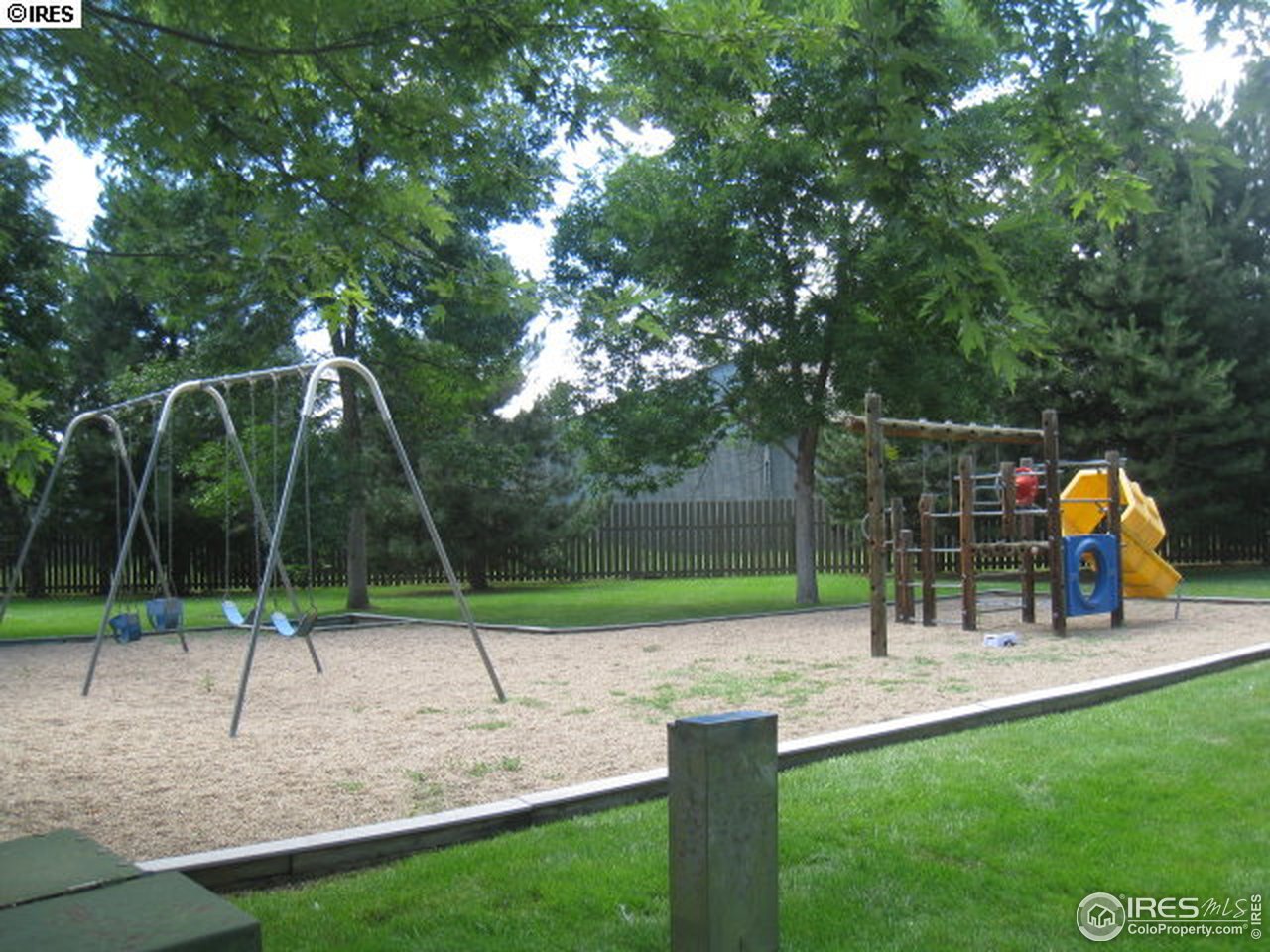 8060 Niwot Road, Unit 12E Niwot, CO 80503 - Photo 25 of 36 a view of a park