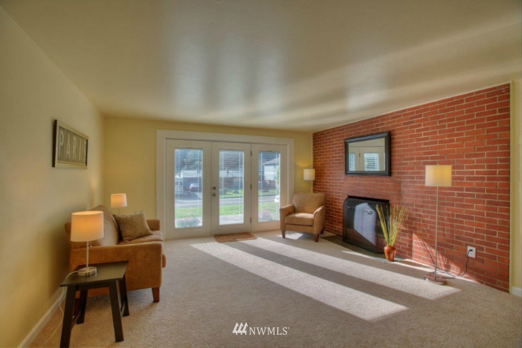14646 Southeast Allen Rd. Bellevue, WA 98006 - Photo 2 of 10