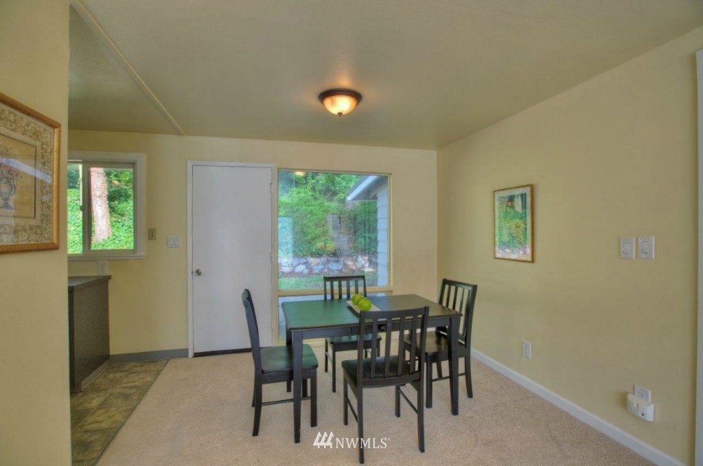 14646 Southeast Allen Rd. Bellevue, WA 98006 - Photo 4 of 10