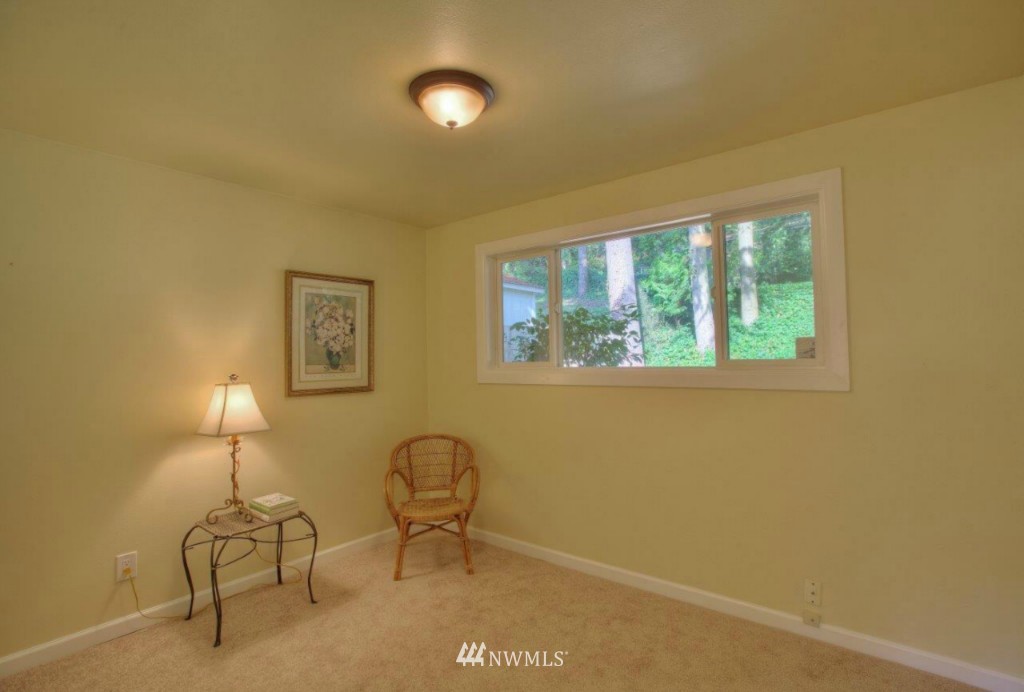 14646 Southeast Allen Rd. Bellevue, WA 98006 - Photo 7 of 10