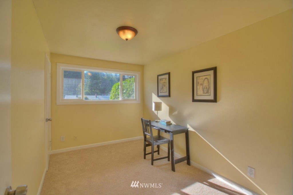 14646 Southeast Allen Rd. Bellevue, WA 98006 - Photo 8 of 10
