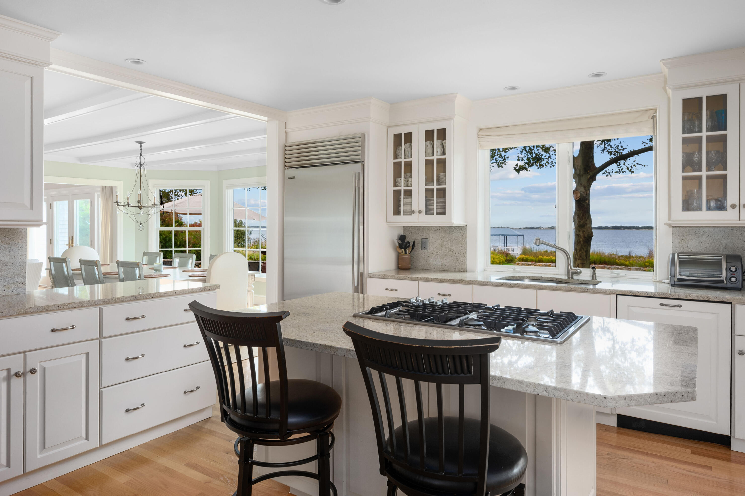 129 Salten Point Road Barnstable, MA 02630 - Photo 9 of 40 DSC_8126