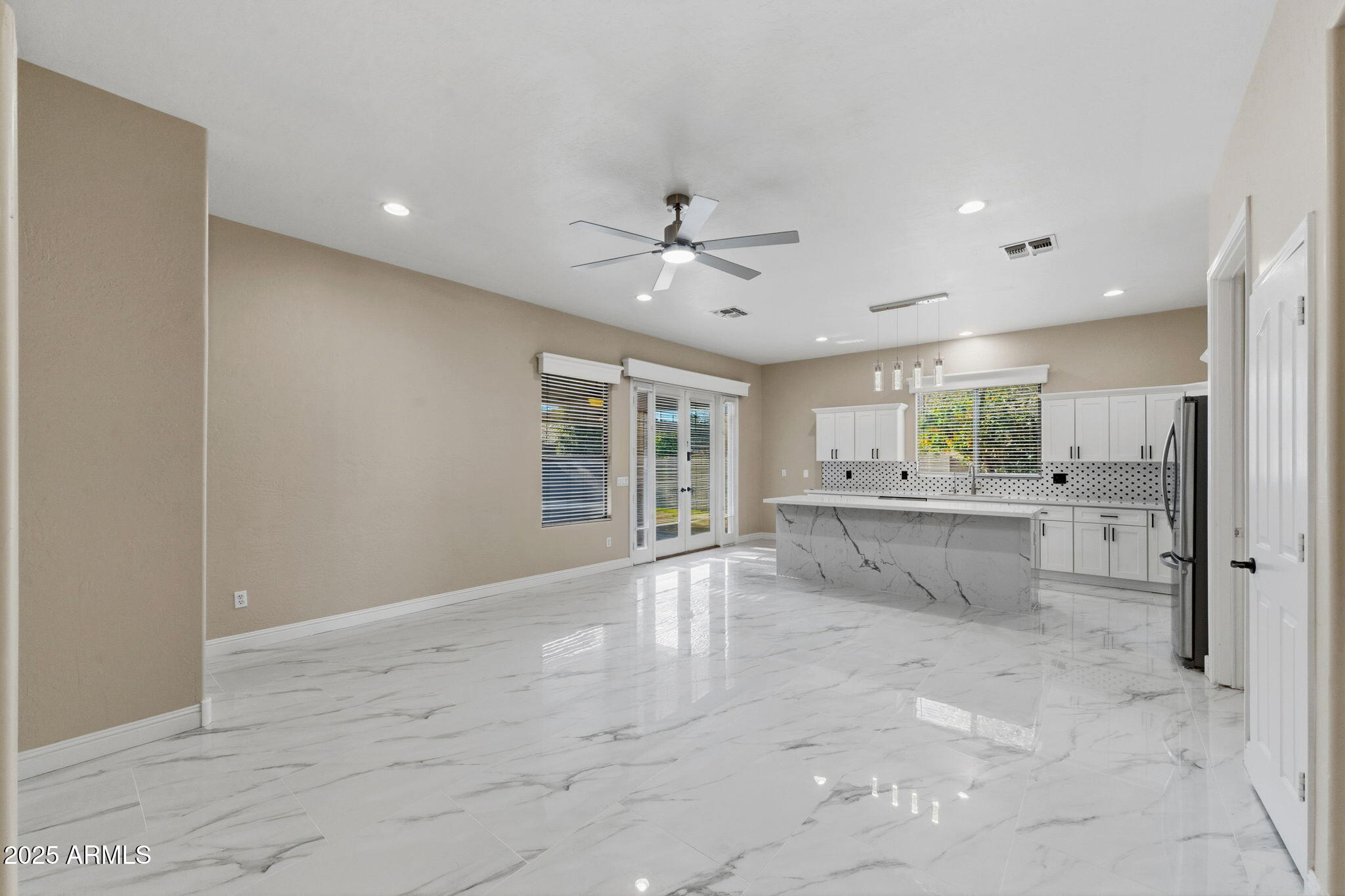 2225 West Olive Way Chandler, AZ 85248 - Photo 6 of 28 006__2225 W Olive Way