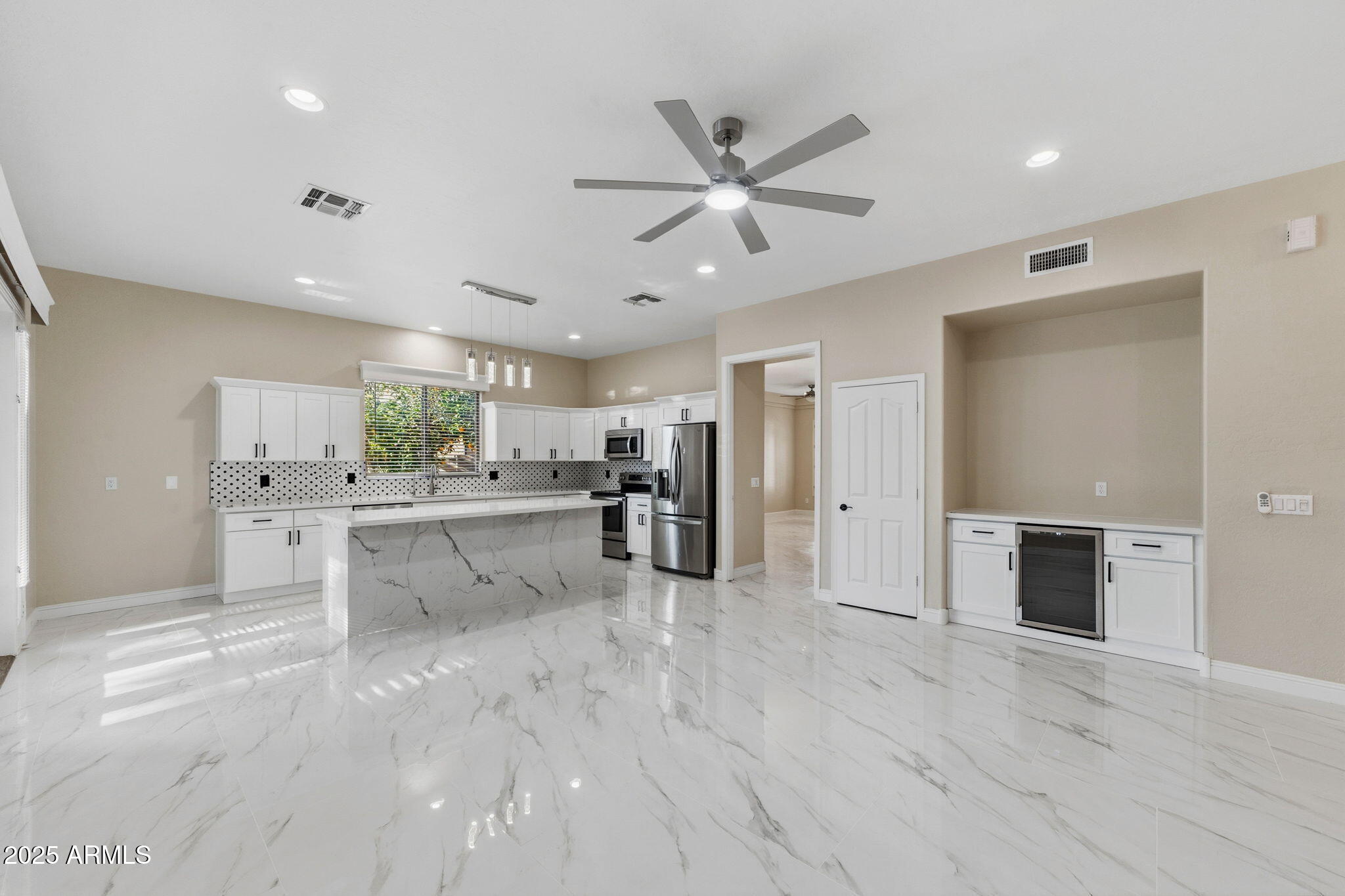 2225 West Olive Way Chandler, AZ 85248 - Photo 7 of 28 007__2225 W Olive Way