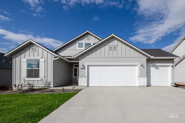 $449,990 | 18389 North Trumpet Lily Avenue, Nampa, ID 83687