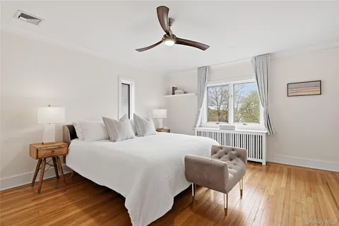 $1,900,000 | 15 Kilmer Road, Larchmont, NY 10538