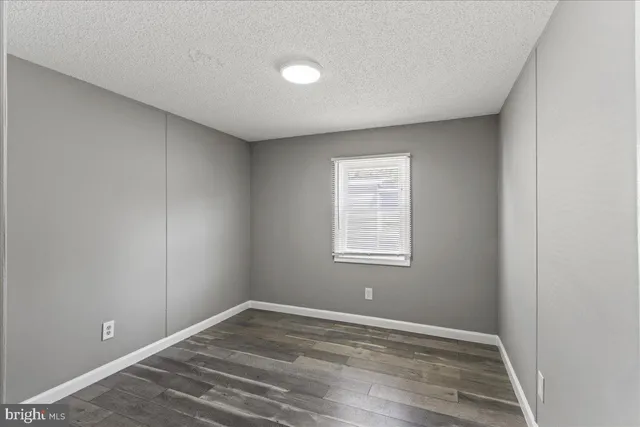 $129,900 | 92 Patuxent Mobile Estates, Lothian, MD 20711