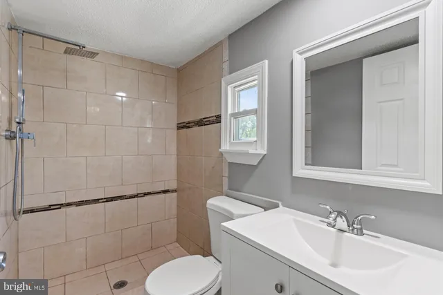 $129,900 | 92 Patuxent Mobile Estates, Lothian, MD 20711