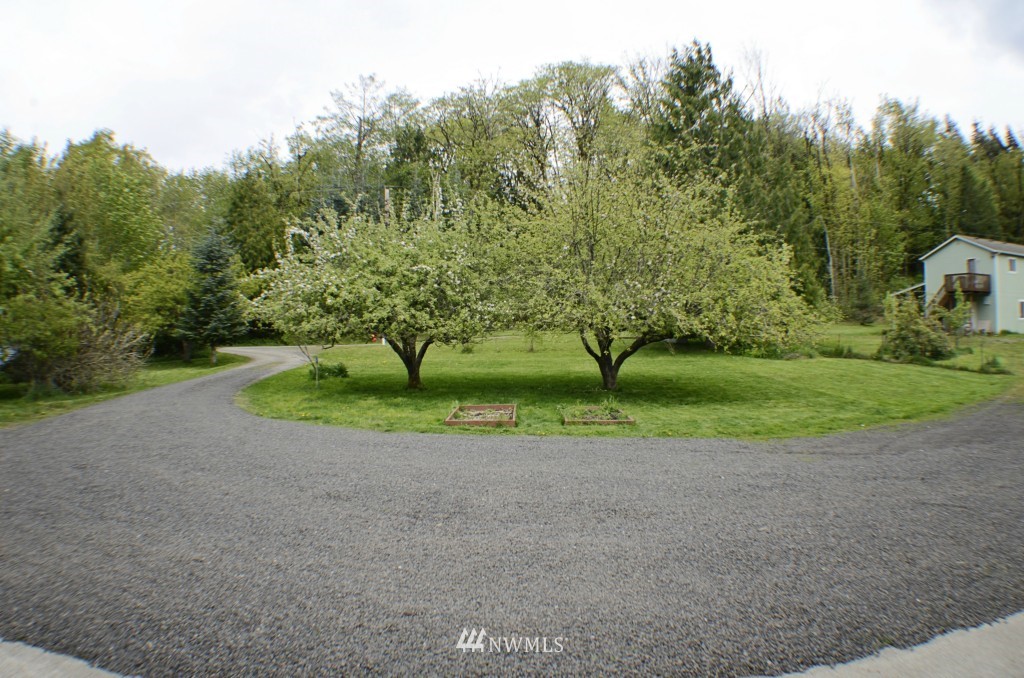 4438 East Collins Road Port Orchard, WA 98366 - Photo 22 of 25 Gallery Image 22