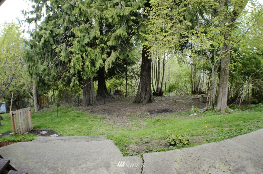 4438 East Collins Road Port Orchard, WA 98366 - Photo 24 of 25 Gallery Image 24