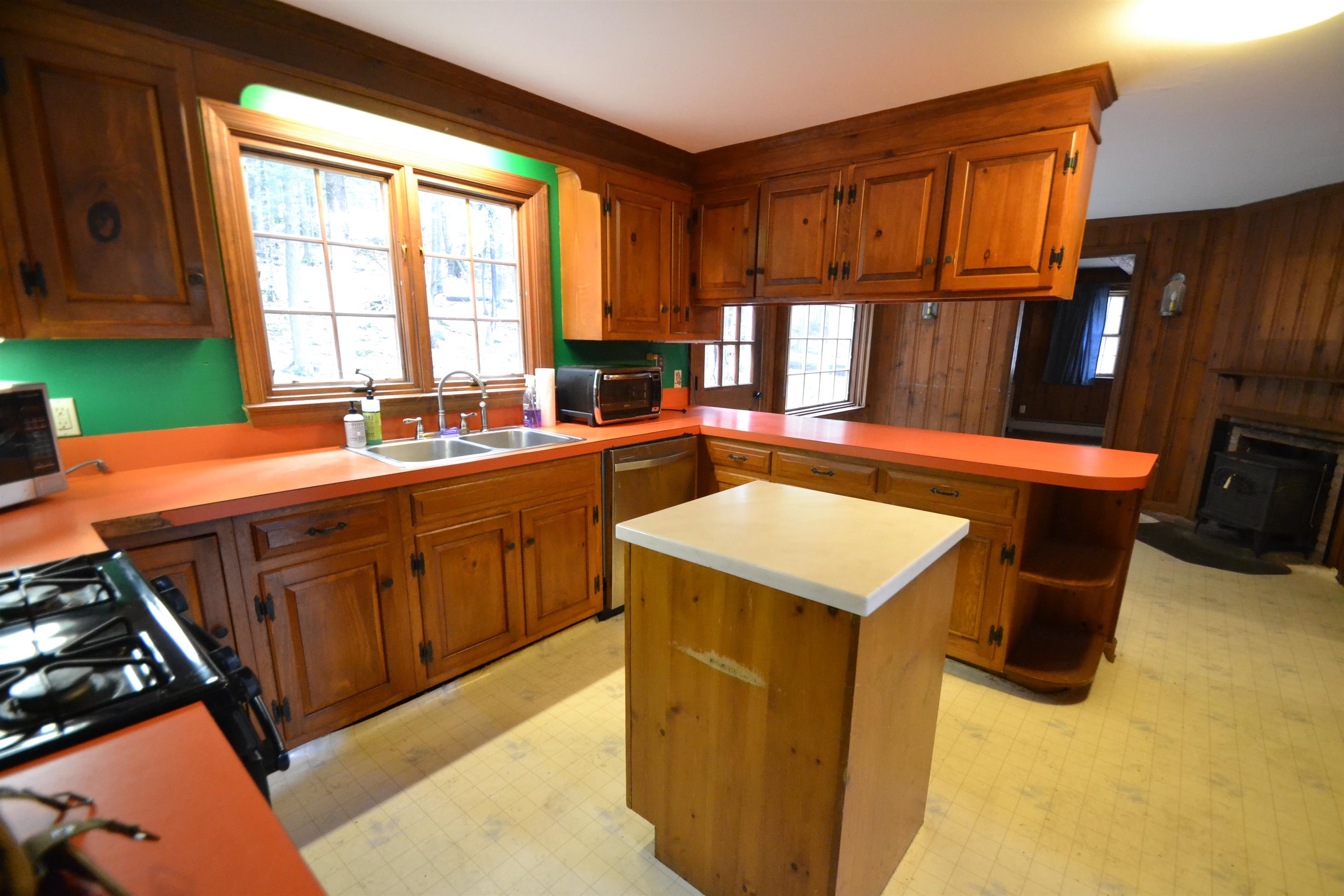 164 Clark Road Fayston, VT 05673 - Photo 7 of 35