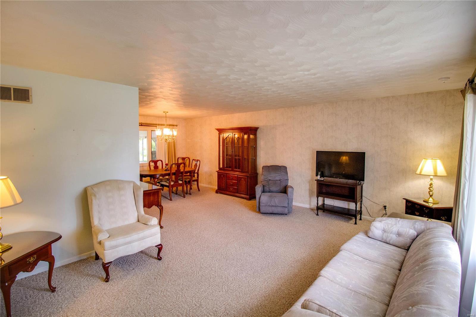 66 Pine Cove Springfield, IL 62712 - Photo 13 of 58