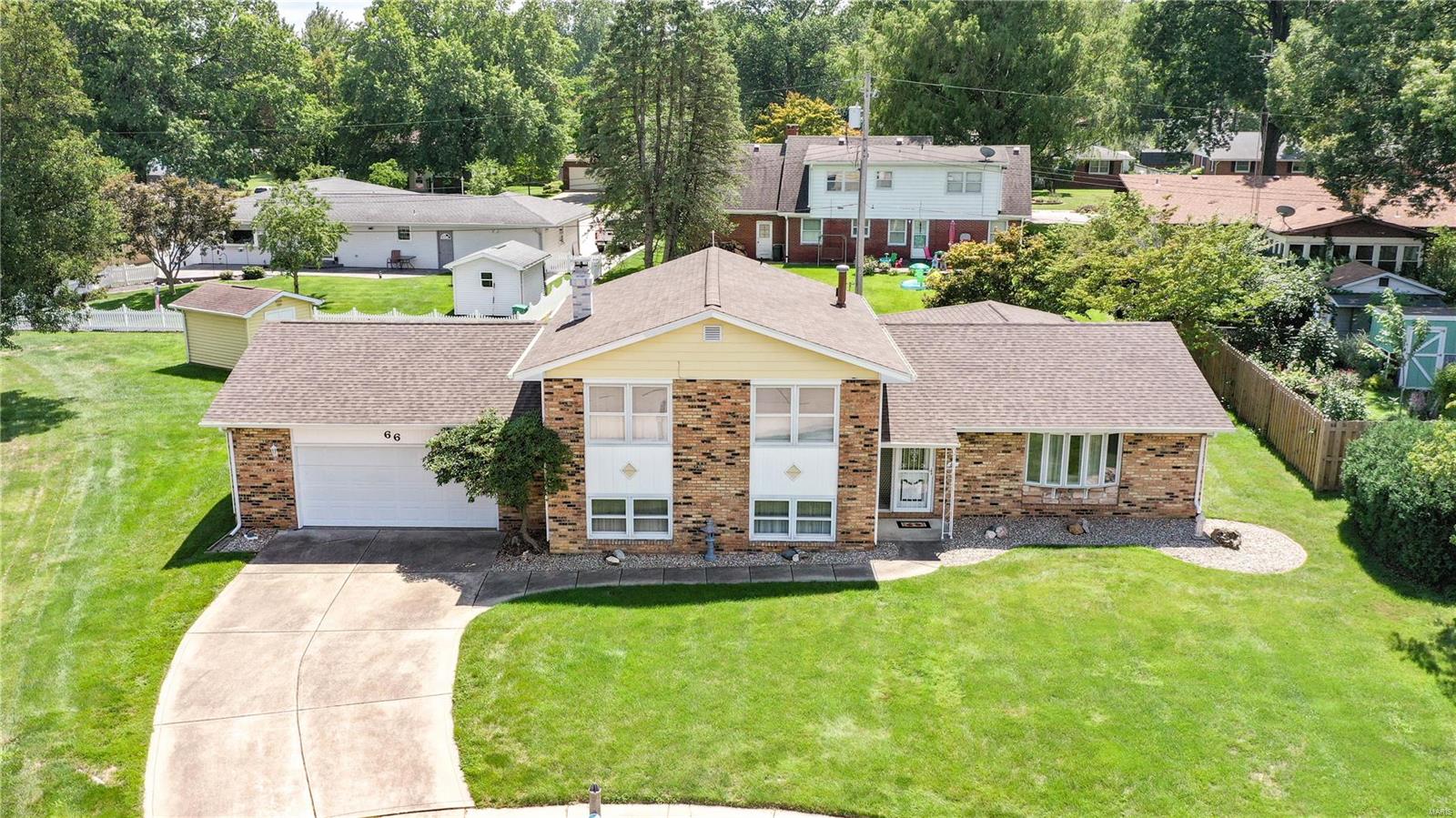 66 Pine Cove Springfield, IL 62712 - Photo 2 of 58