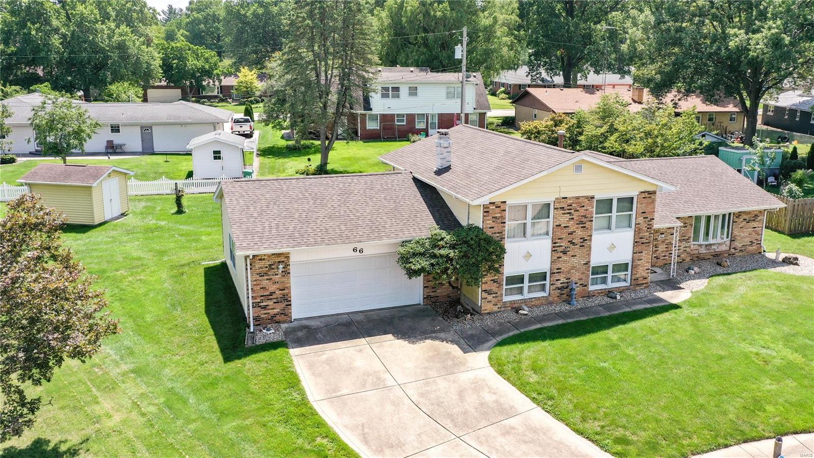 66 Pine Cove Springfield, IL 62712 - Photo 3 of 58