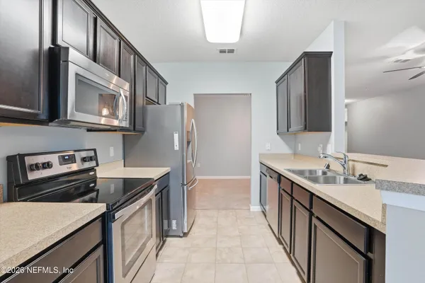 $239,900 | 6613 Shaded Rock Court, Jacksonville, FL 32258