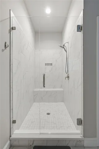 $1,000,000 | 5420 Fishermans Cove, Gainesville, GA 30506