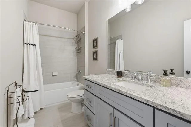 $1,000,000 | 5420 Fishermans Cove, Gainesville, GA 30506