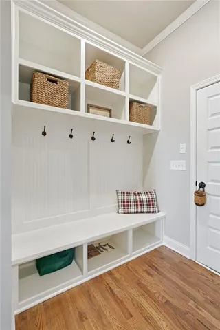 $1,000,000 | 5420 Fishermans Cove, Gainesville, GA 30506