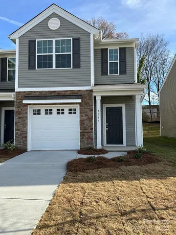 $1,900 | 8045 Murray Branch Drive, Charlotte, NC 28216