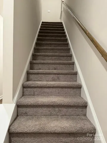 $1,900 | 8045 Murray Branch Drive, Charlotte, NC 28216