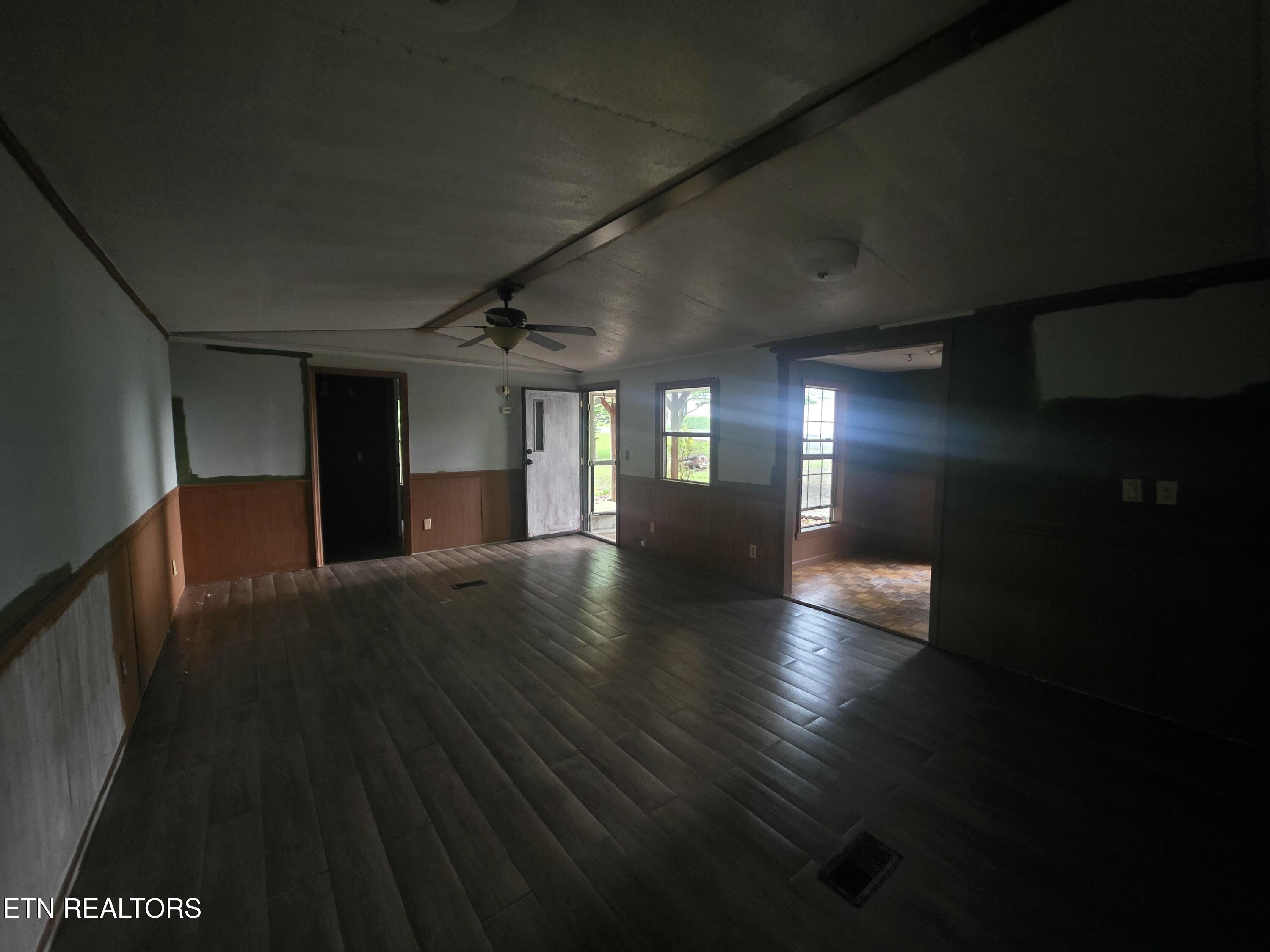 2170 Childress Road Dandridge, TN 37725 - Photo 16 of 26 45964
