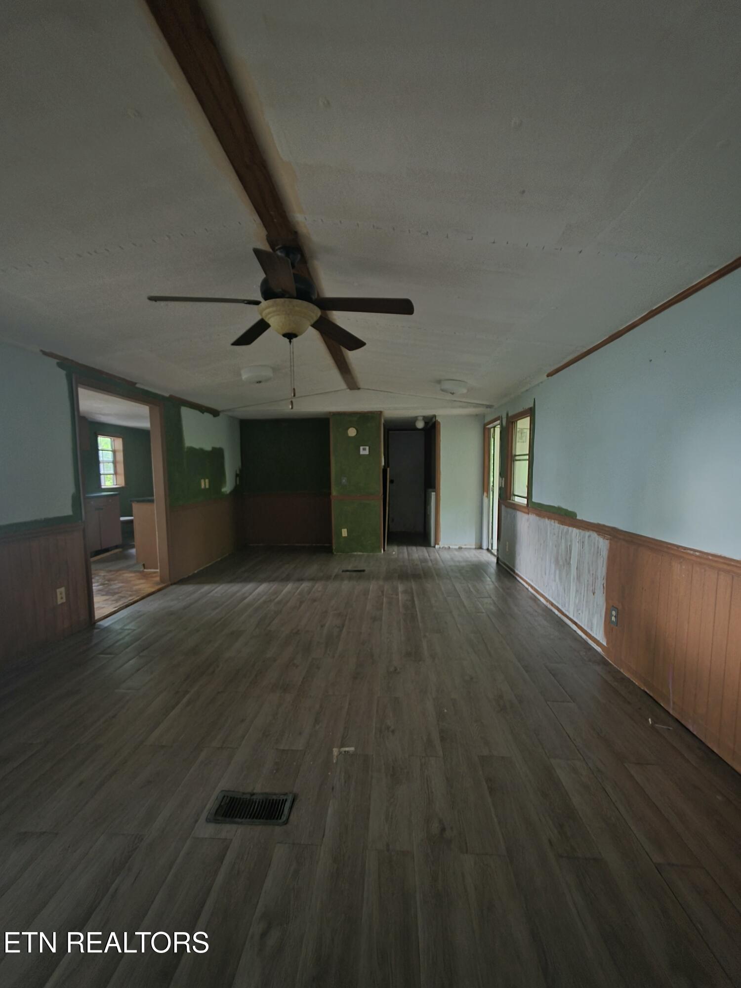 2170 Childress Road Dandridge, TN 37725 - Photo 17 of 26 45970