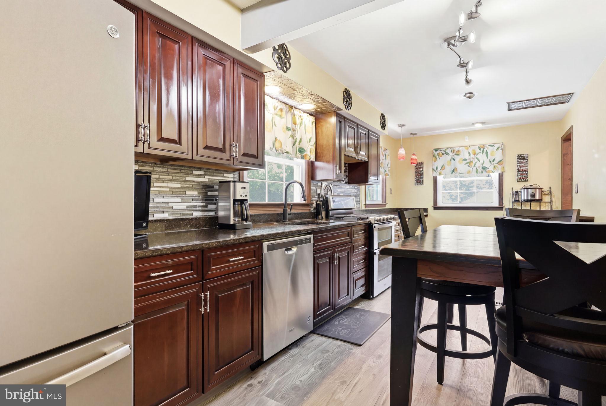 26 Century Way Hamilton, NJ 08690 - Photo 16 of 56