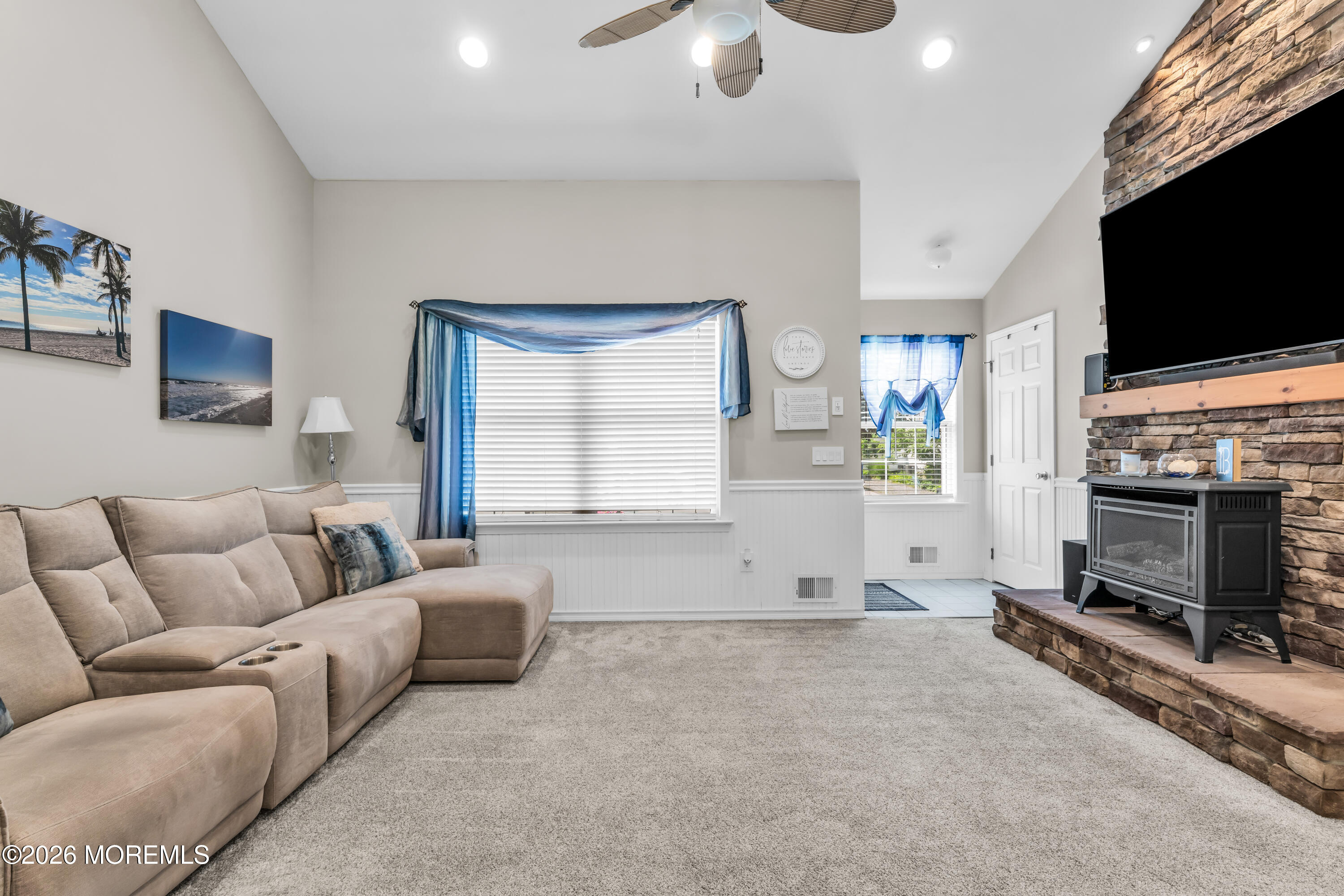 212 Yeoman Road Manahawkin, NJ 08050 - Photo 5 of 34 photos_high_resolution_HOM06573