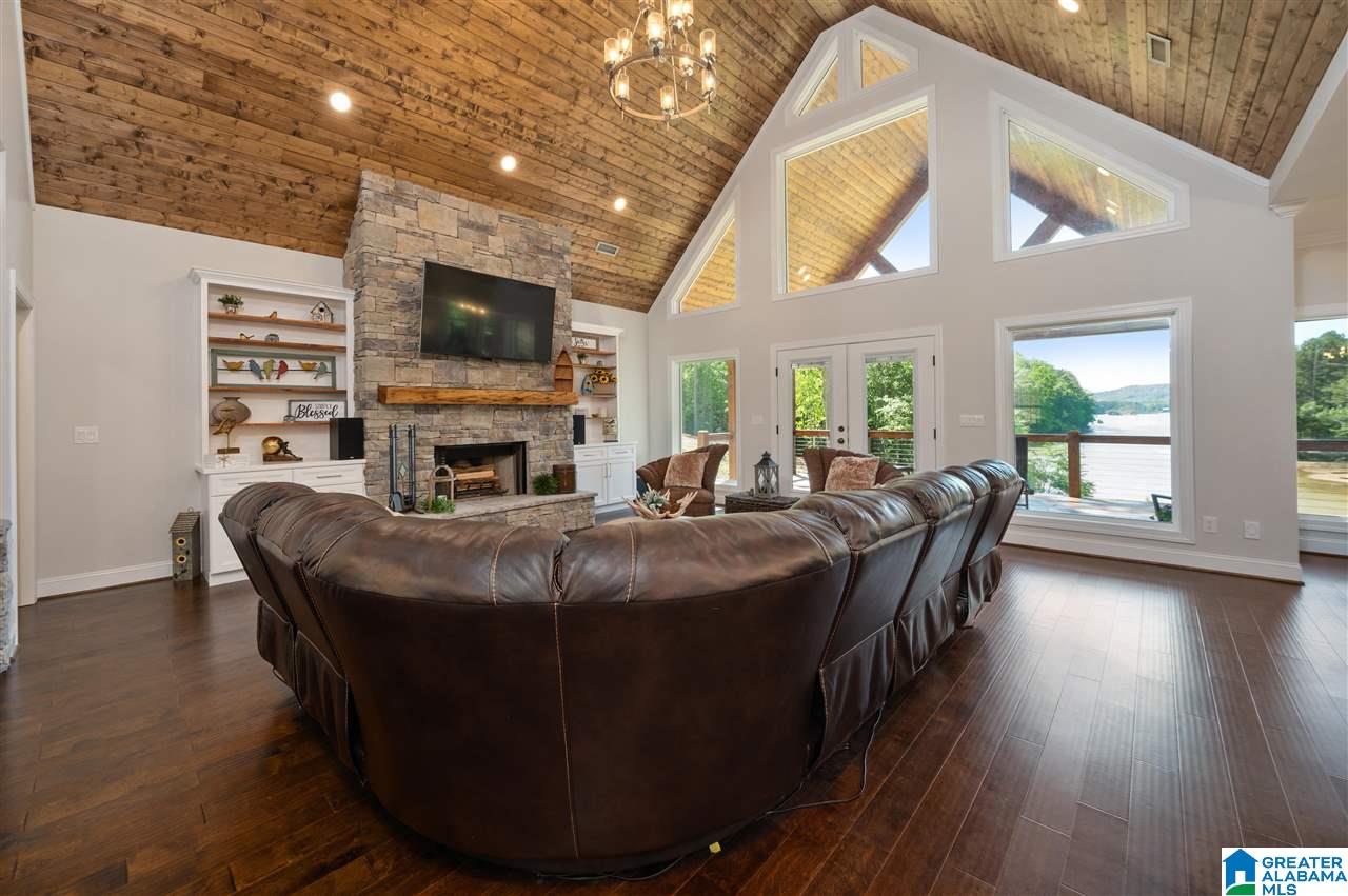 1438 Mohawk Cliff Road Ohatchee, AL 36271 - Photo 9 of 50