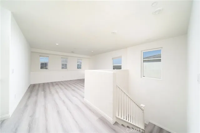 a view of livingroom with furniture